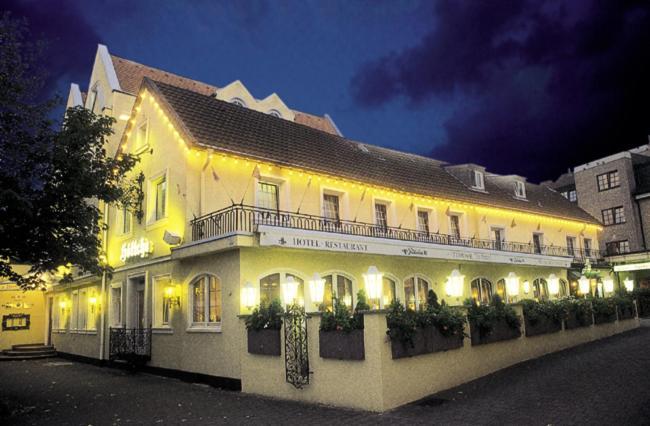 Hotel Restaurant Hoettche Dormagen Exterior photo